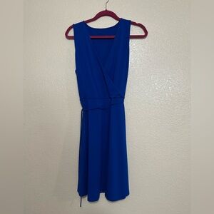 Elegant Blue Sleeveless Dress